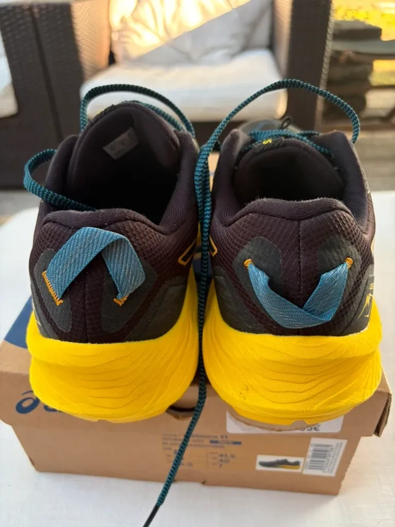 Used Asics Gel Trabucco 11 bike — image 7 of 13