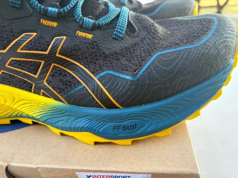 Used Asics Gel Trabucco 11 bike — image 10 of 13