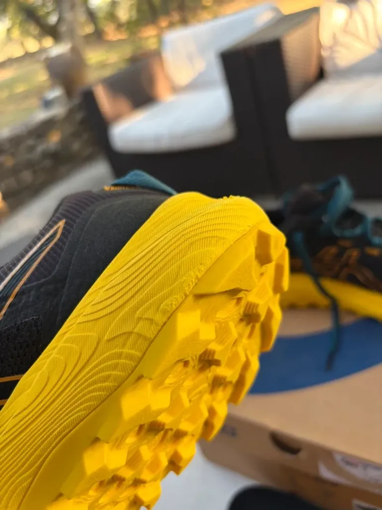 Used Asics Gel Trabucco 11 bike — image 13 of 13