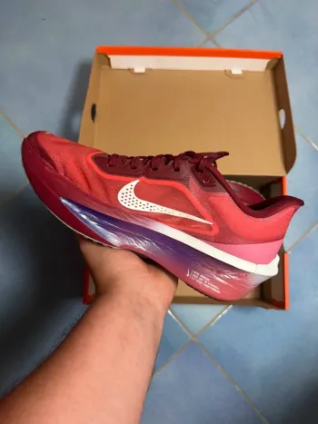 Used Nike Zoom Fly 6 SE bike — image 2 of 5
