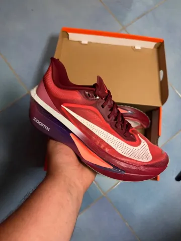 Used Nike Zoom Fly 6 SE Running Shoes