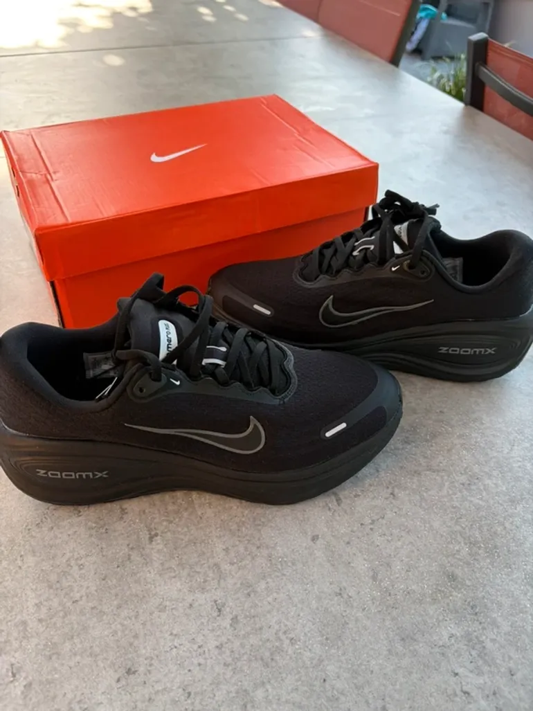 Used Nike Vomero Plus bike — image 2 of 8