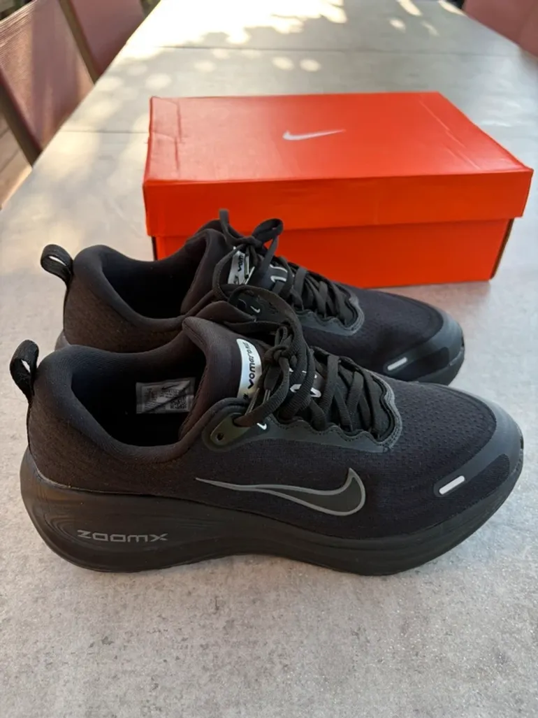 Used Nike Vomero Plus bike — image 4 of 8