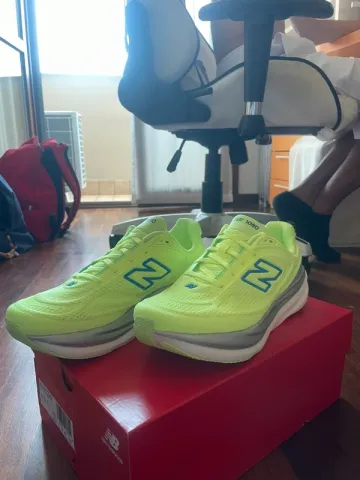 Used New Balance Fresh Foam X 1080 Running Shoes