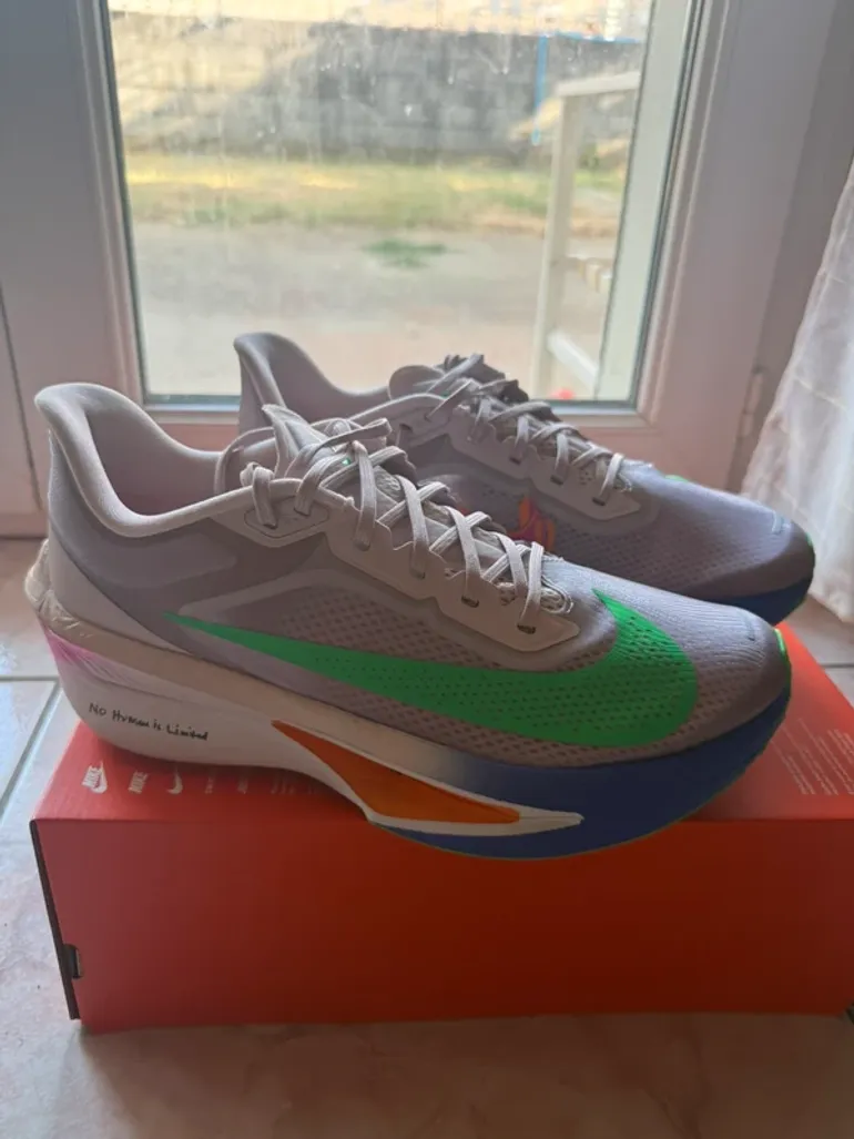 Used Nike Zoom Fly 6 bike — image 3 of 7