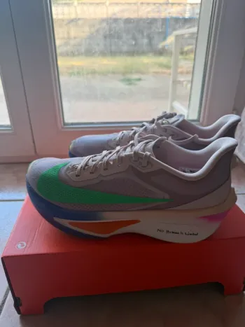 Used Nike Zoom Fly 6 bike — image 2 of 7