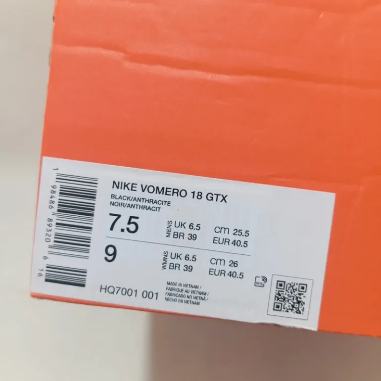 Used Nike Vomero 18 GTX bike — image 12 of 12