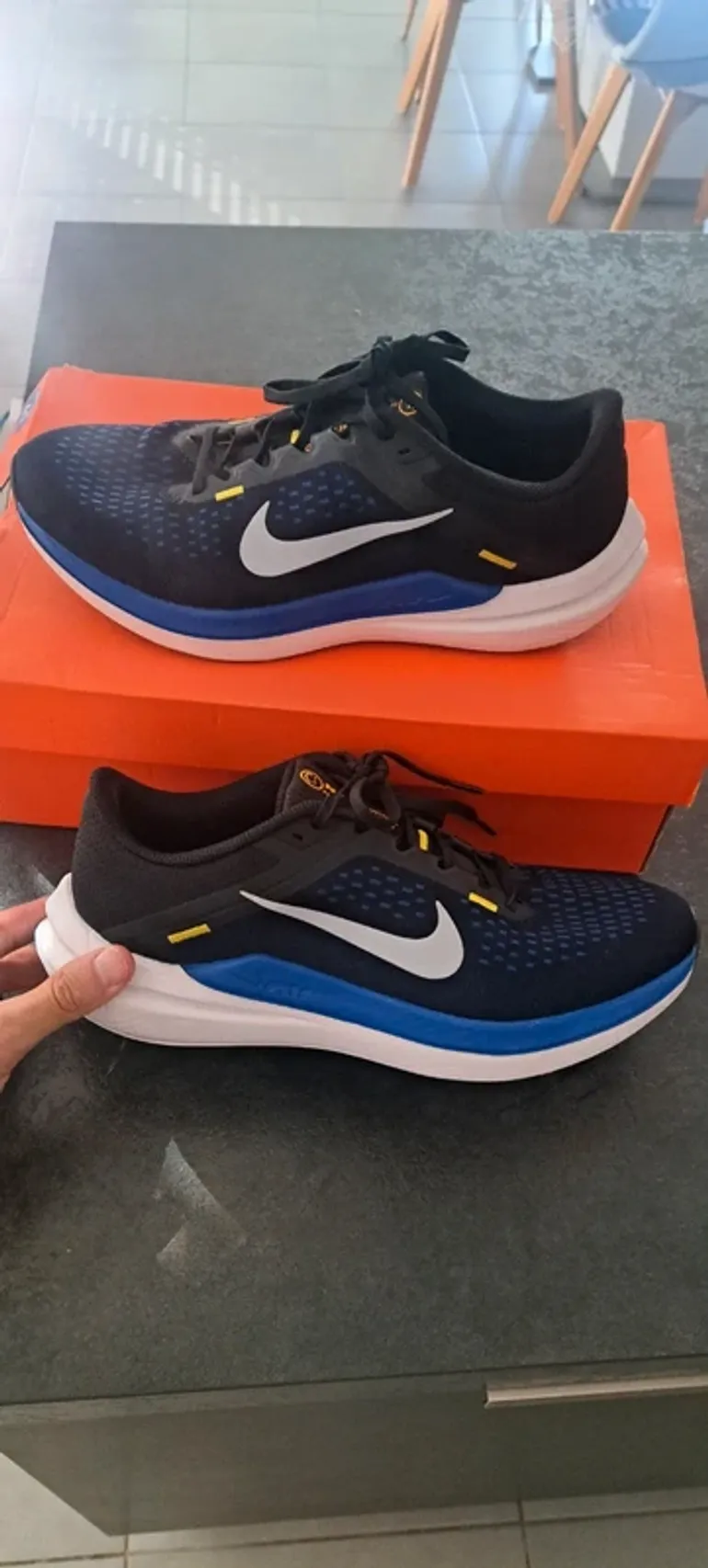 Used Saucony Air Winflow 10 bike — image 1 of 13
