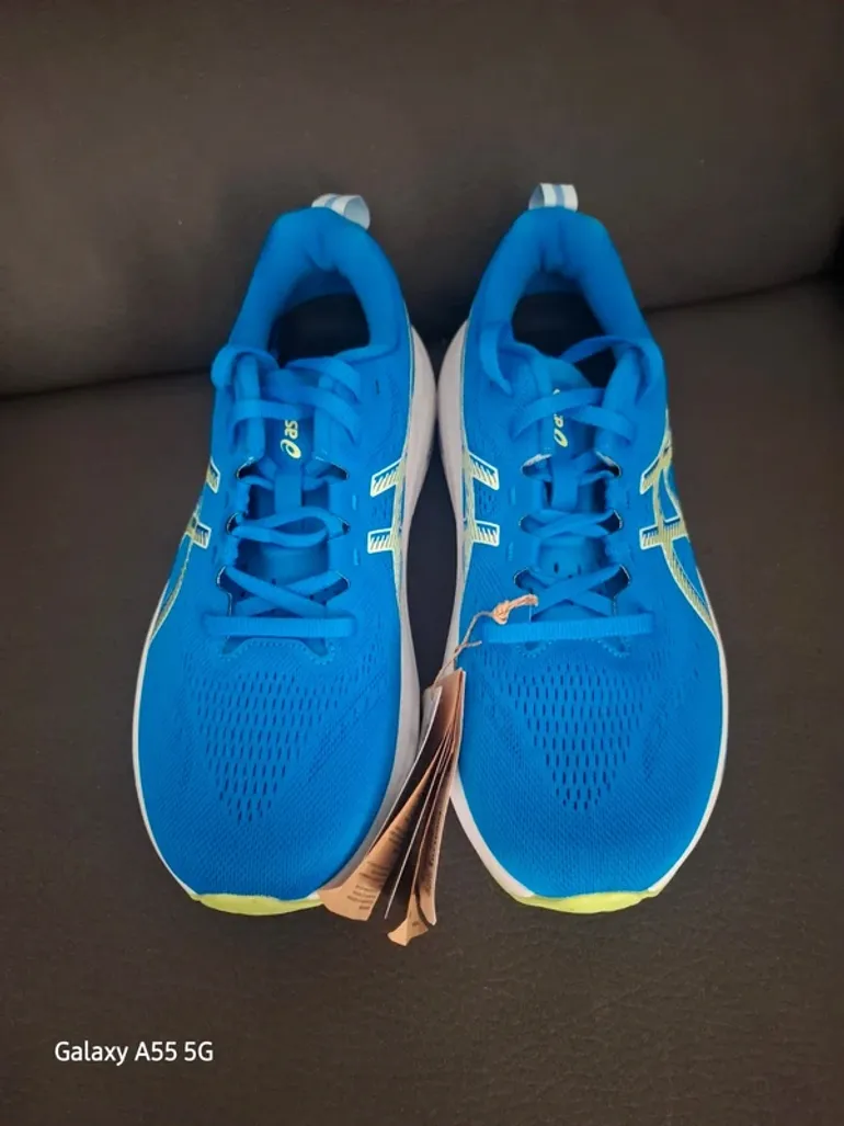Used Asics Gel Roadmiles bike — image 2 of 7
