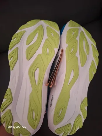 Used Asics Gel Roadmiles bike — image 7 of 7