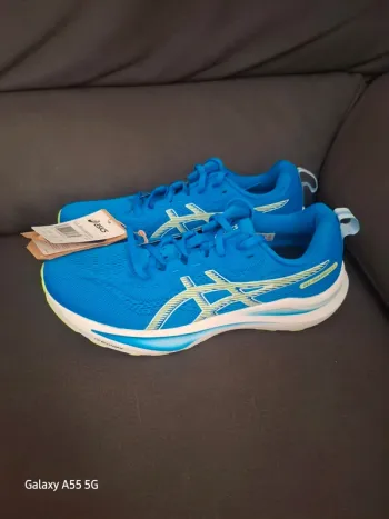 Used Asics Gel Roadmiles bike — image 1 of 7