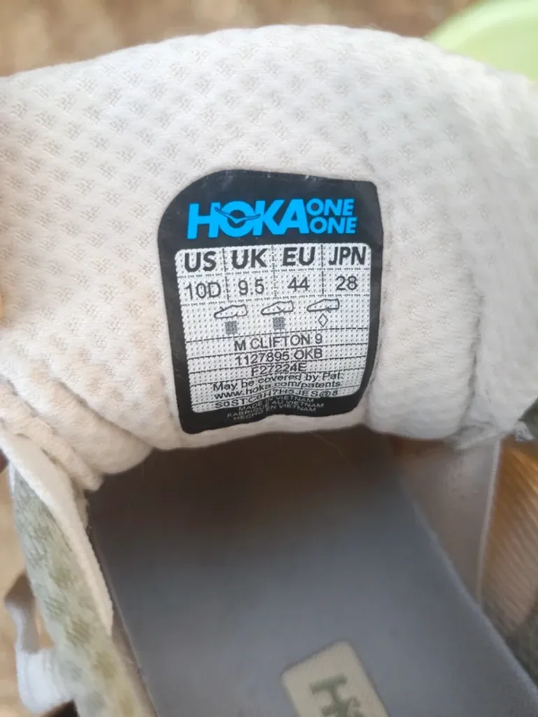 Used Hoka Clifton 9 bike — image 2 of 9