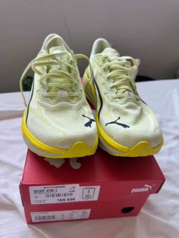 Used Deviate Nitro 4 Running Shoes