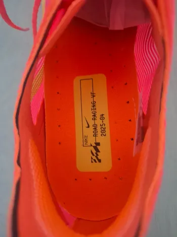 Used Nike Vaporfly Next% 4 bike — image 3 of 4