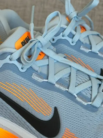 Used Nike Vomero 18 bike — image 3 of 15