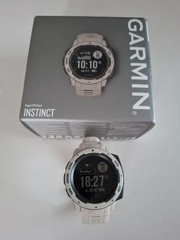 Used Garmin Instinct Electronics