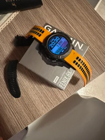 Used Garmin Fenix 6x Sapphire bike — image 3 of 5
