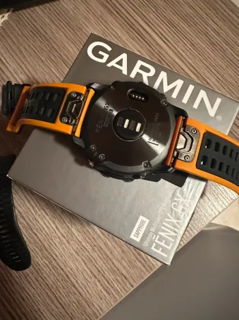 Used Garmin Fenix 6x Sapphire bike — image 4 of 5