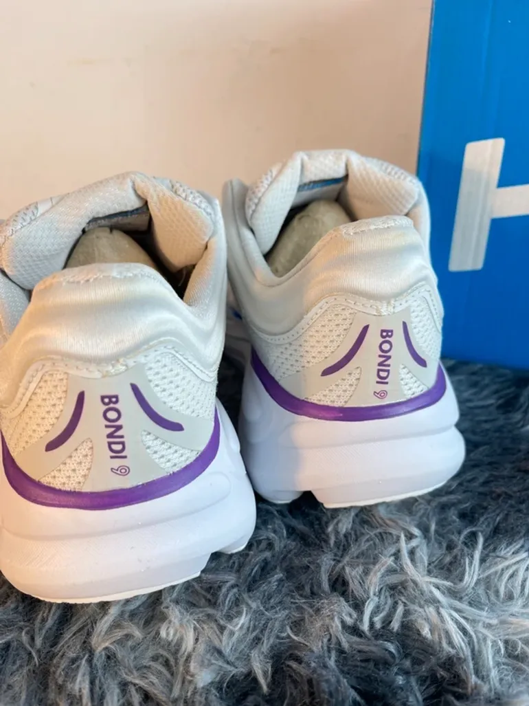 Used Hoka Bondi 9 bike — image 4 of 10