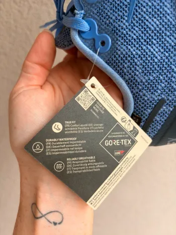 Used Nike Motiva Goretex bike — image 7 of 7