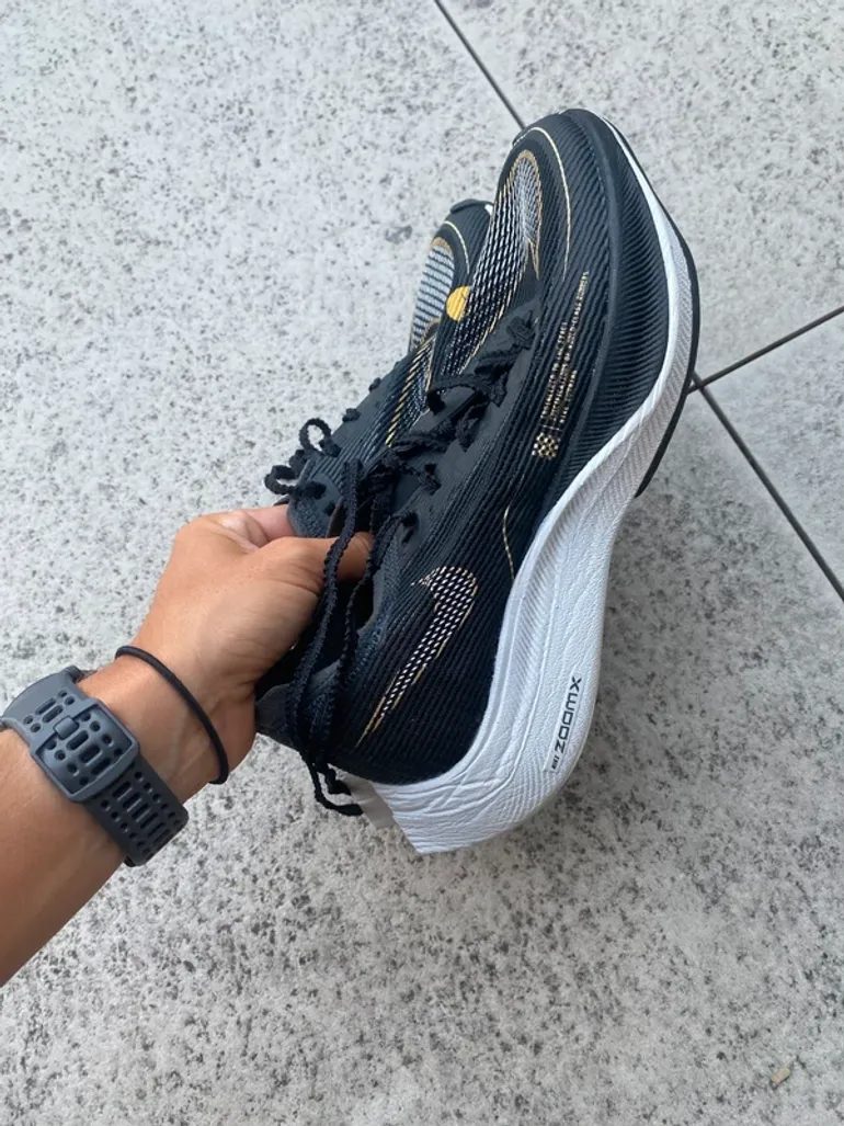Used Nike ZoomX Vaporfly Next% 2 bike — image 3 of 13