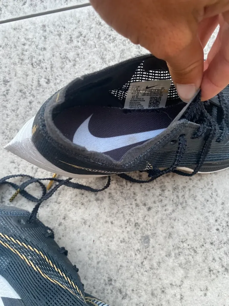 Used Nike ZoomX Vaporfly Next% 2 bike — image 9 of 13