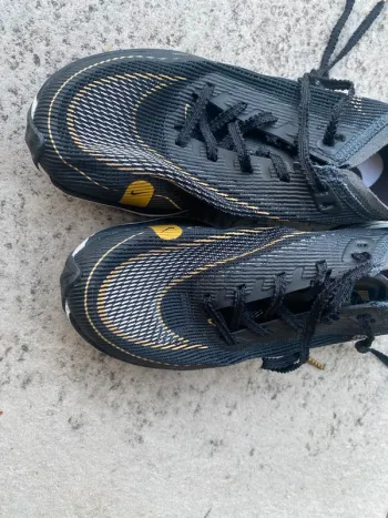 Used Nike ZoomX Vaporfly Next% 2 bike — image 4 of 13