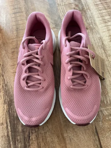 Used Nike Comfort Running Shoes