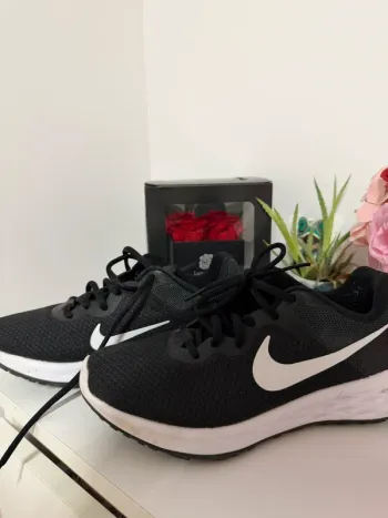 Used Nike Running Schuhe bike — image 1 of 5