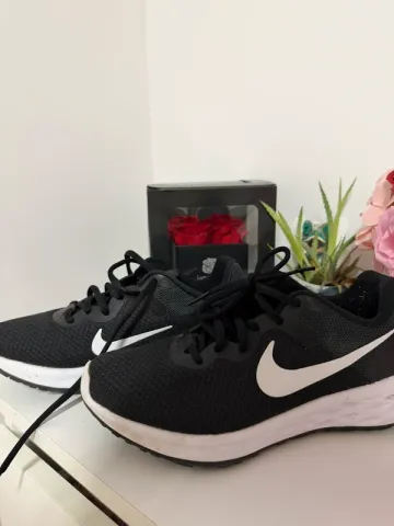 Used Nike Running Schuhe Running Shoes