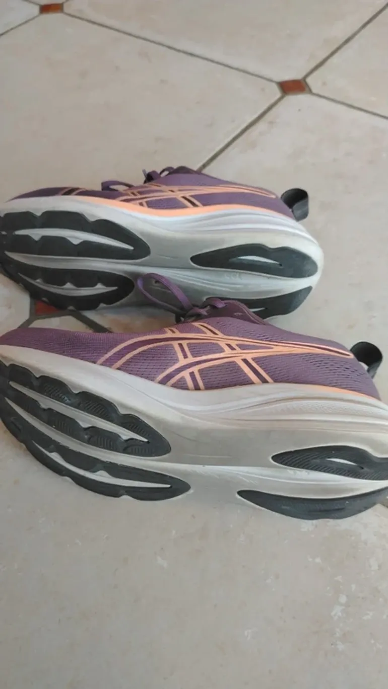 Gebrauchtes Asics Mauve bike — Bild 4 von 4