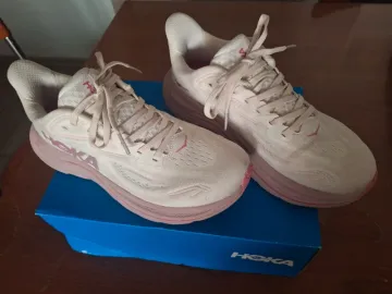 Used Hoka Clifton 10 Running Shoes