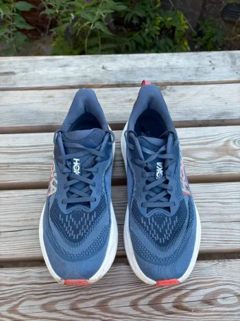 Used Hoka Skyflow bike — image 2 of 5