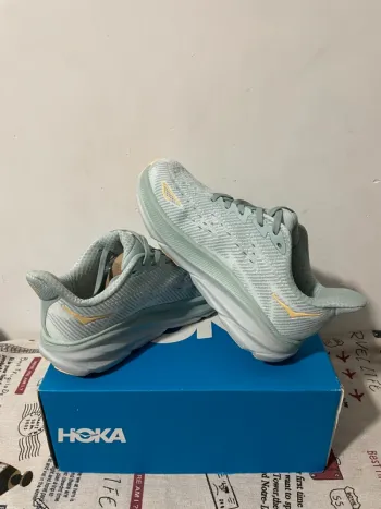 Used Hoka Clifton 9 bike — image 5 of 14