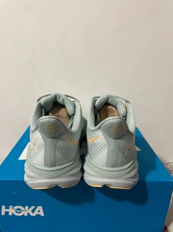 Used Hoka Clifton 9 bike — image 8 of 14