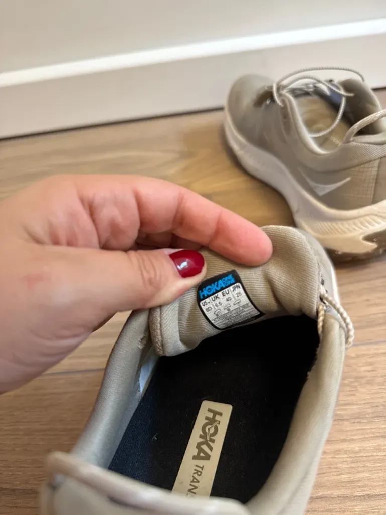 Used Hoka Transport Gore-Tex bike — image 5 of 5