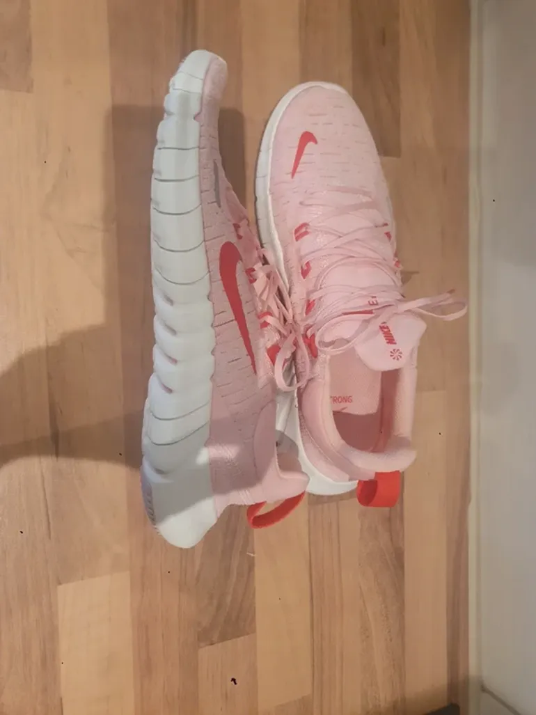 Käytetty Nike Free bike — kuva 2 / 6