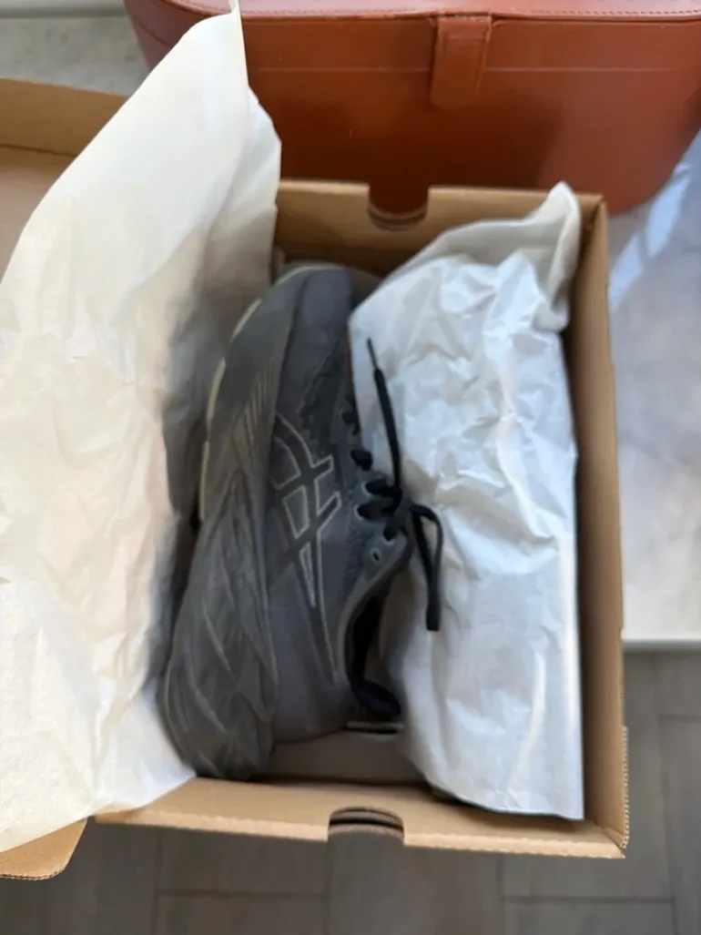 Asics Nova blast 4 bike usato — immagine 9 di 9