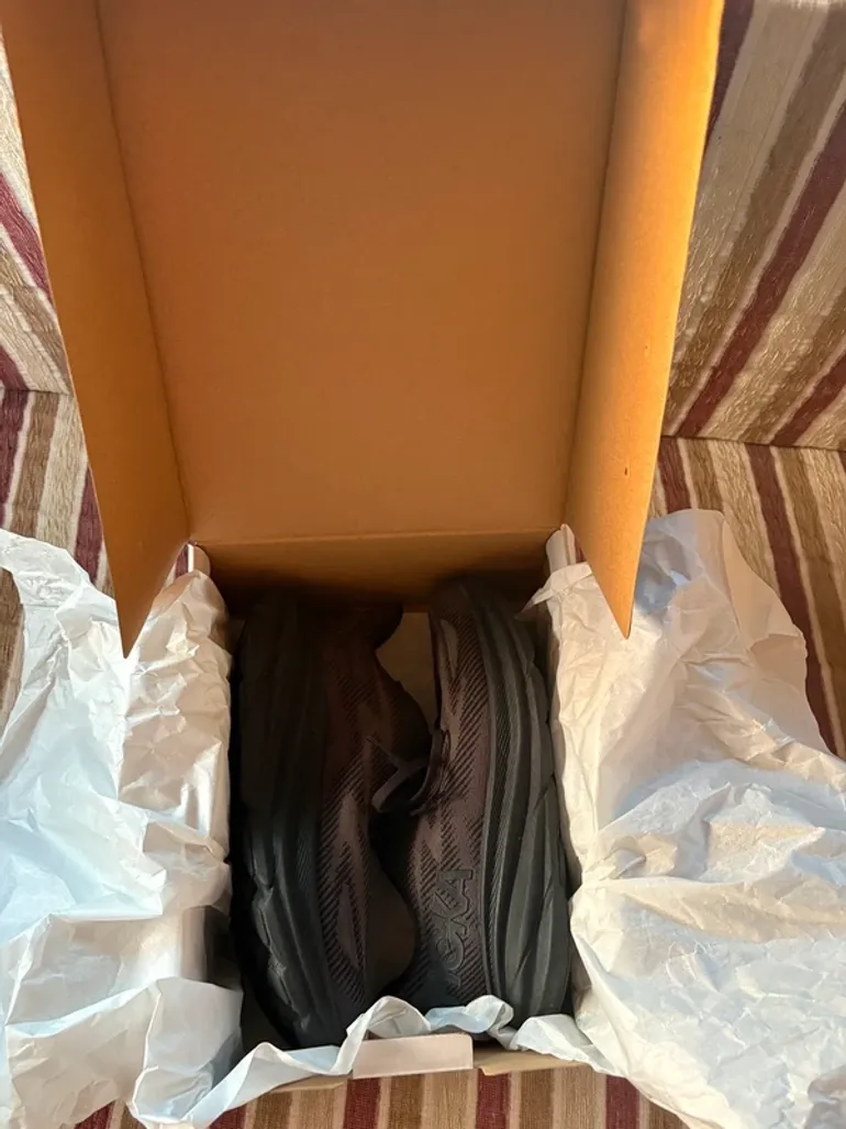 Used Hoka Clifton 9 bike — image 3 of 9