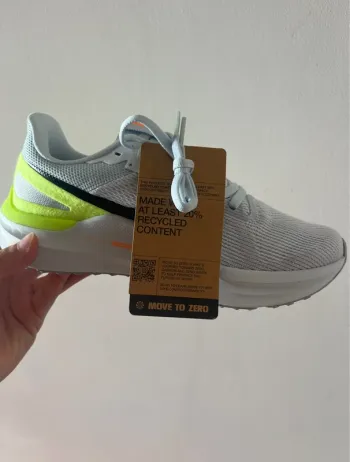 Used Nike Air Zoom Structure 25 bike — image 4 of 6