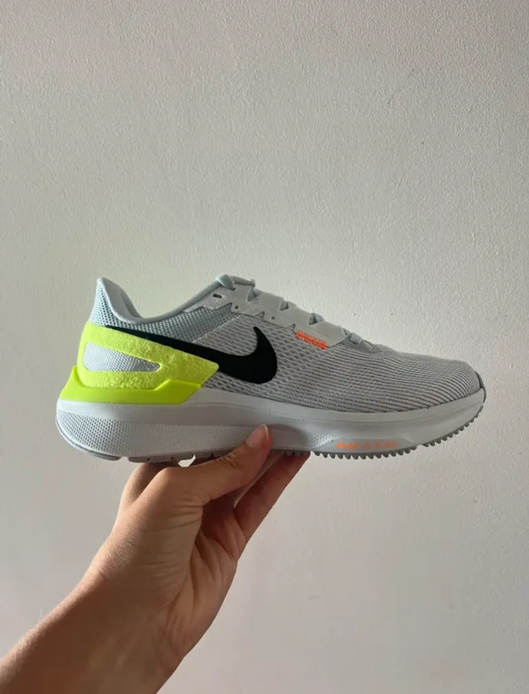 Used Nike Air Zoom Structure 25 bike — image 2 of 6