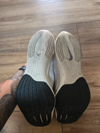 Used White ZoomX Vaporfly NEXT% 2 bike — image 4 of 7