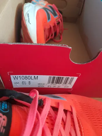New Balance 1080 v14 2025 bike usato — immagine 3 di 6