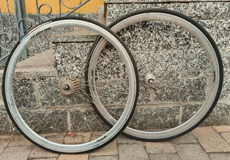 Brugt Campagnolo Atlanta 1996 bike — billede 1 af 7