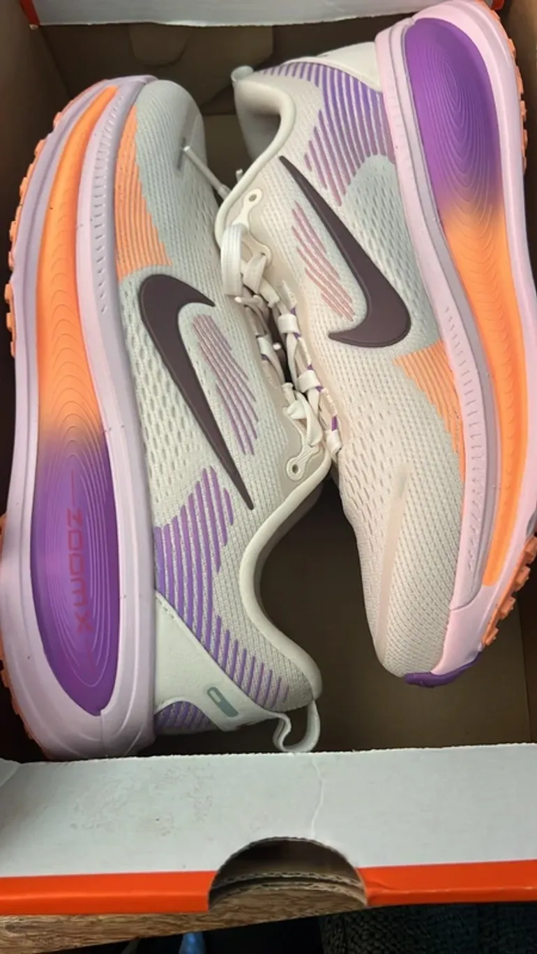Used Nike Vomero 18 bike — image 5 of 6
