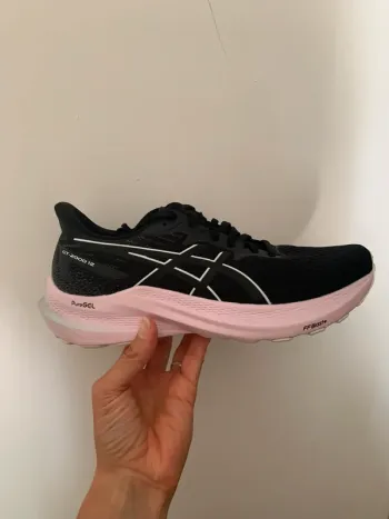 Used Asics GT-2000 12 bike — image 1 of 9