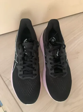 Used Asics GT-2000 12 bike — image 7 of 9