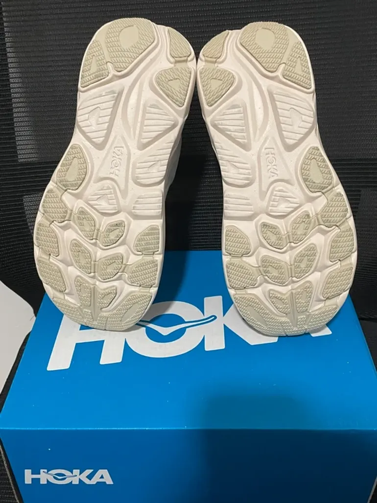 Used Hoka Clifton 10 bike — image 13 of 14
