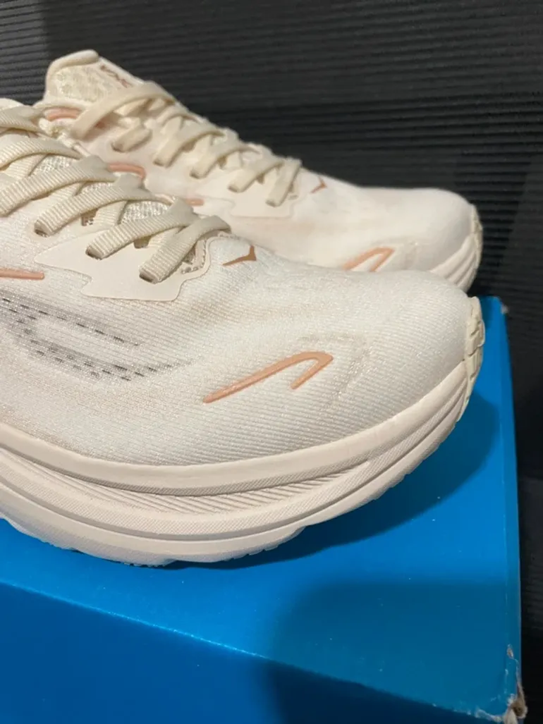 Used Hoka Clifton 10 bike — image 3 of 14