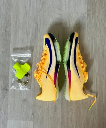 Used Orange Air Zoom Maxfly 2 Running Shoes